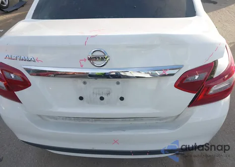 2018 Nissan Altima 2.5 S z USA, uszkodzony, nr VIN 1N4AL3APXJC153712